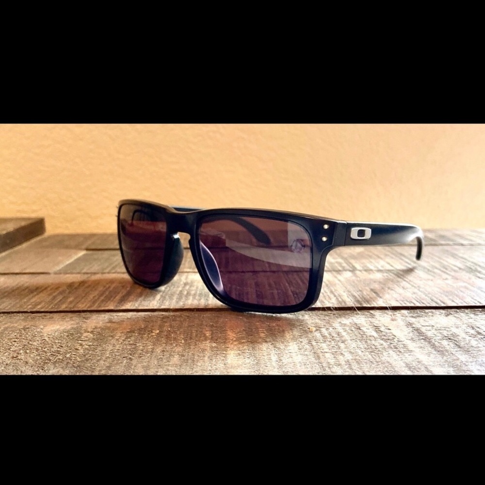 Oakley Holbrook sunglasses
